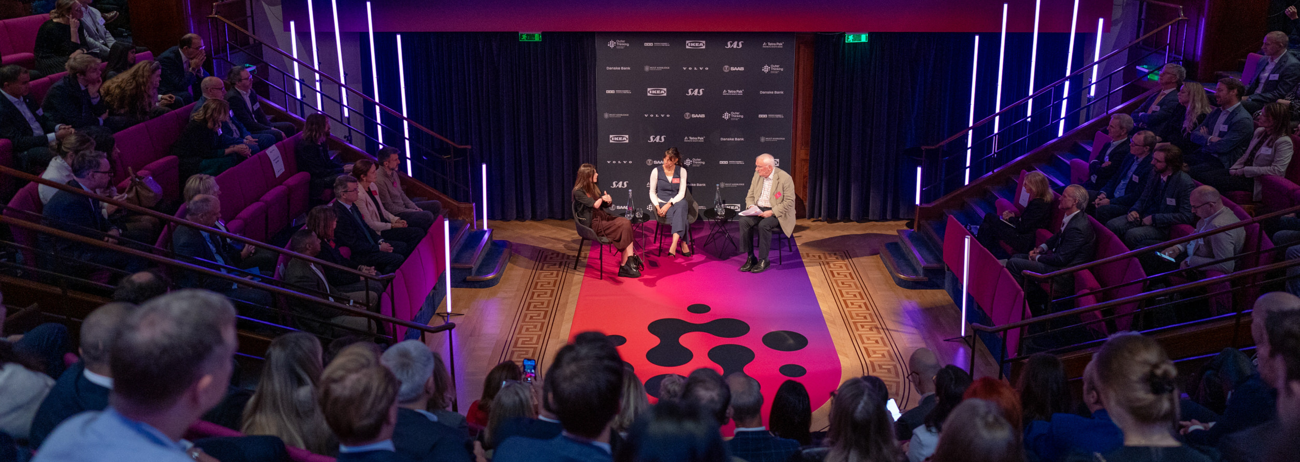 Don't miss Outer Thinking on 27 November – the leadership conference of the year!